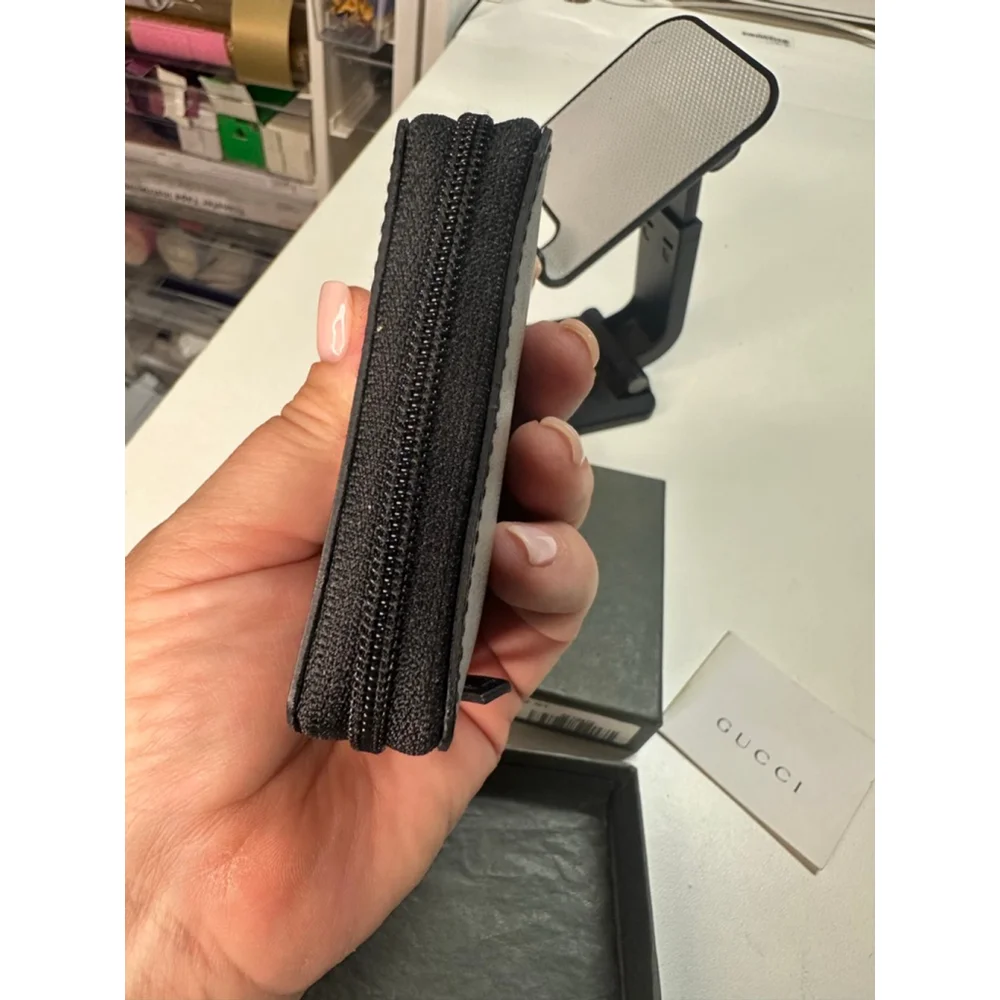 Unisex Gucci Wallet Small Black - Picture 6 of 11